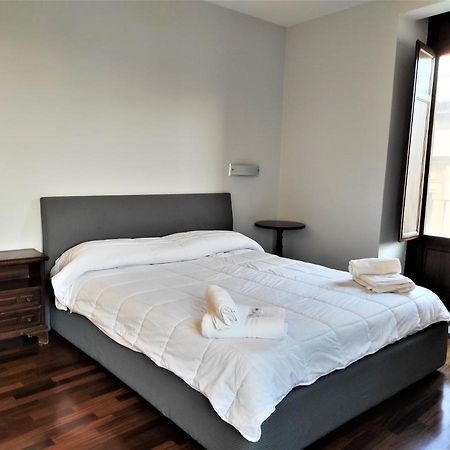 Flora'S House - Ortigia Holidays Syracuse ภายนอก รูปภาพ