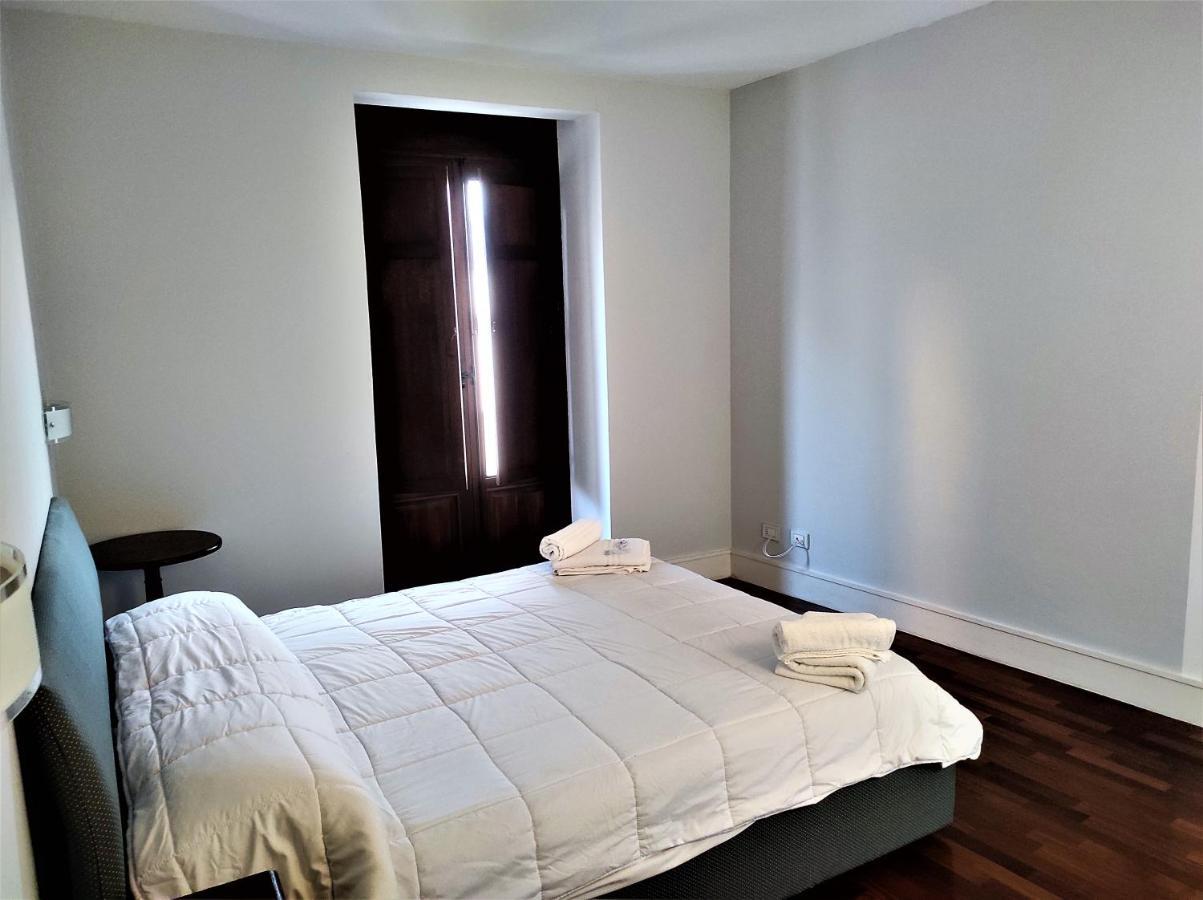 Flora'S House - Ortigia Holidays Syracuse ภายนอก รูปภาพ